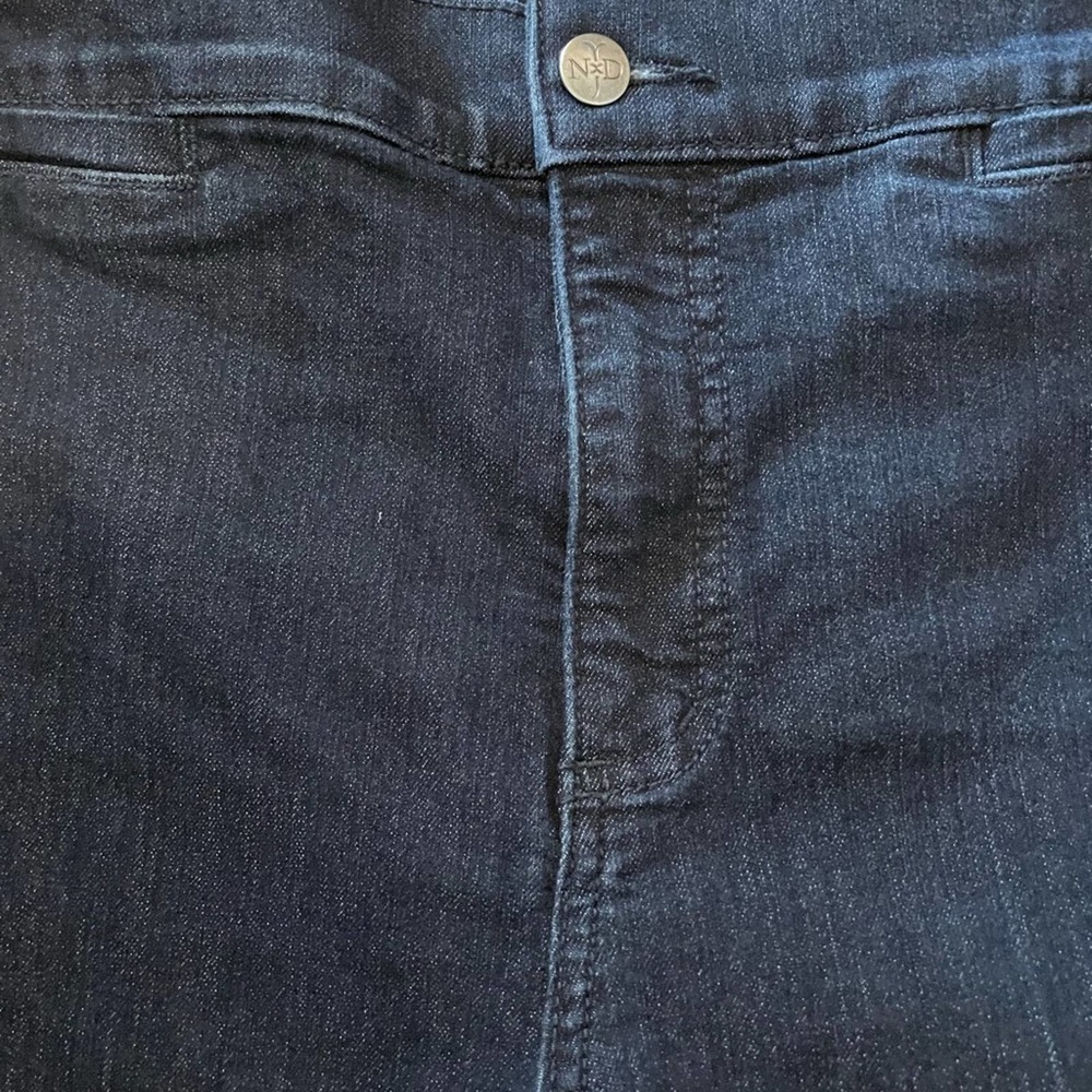 NYDJ High Rise Marilyn Jeans Tailored Look Dark Wash Size 14 - Picture 5 of 10